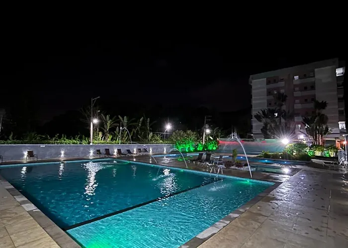 Lar Doce Mar A 5 Min A Pe Da Praia, Piscinas, Varanda Gourmet E Garagem Coberta Ubatuba